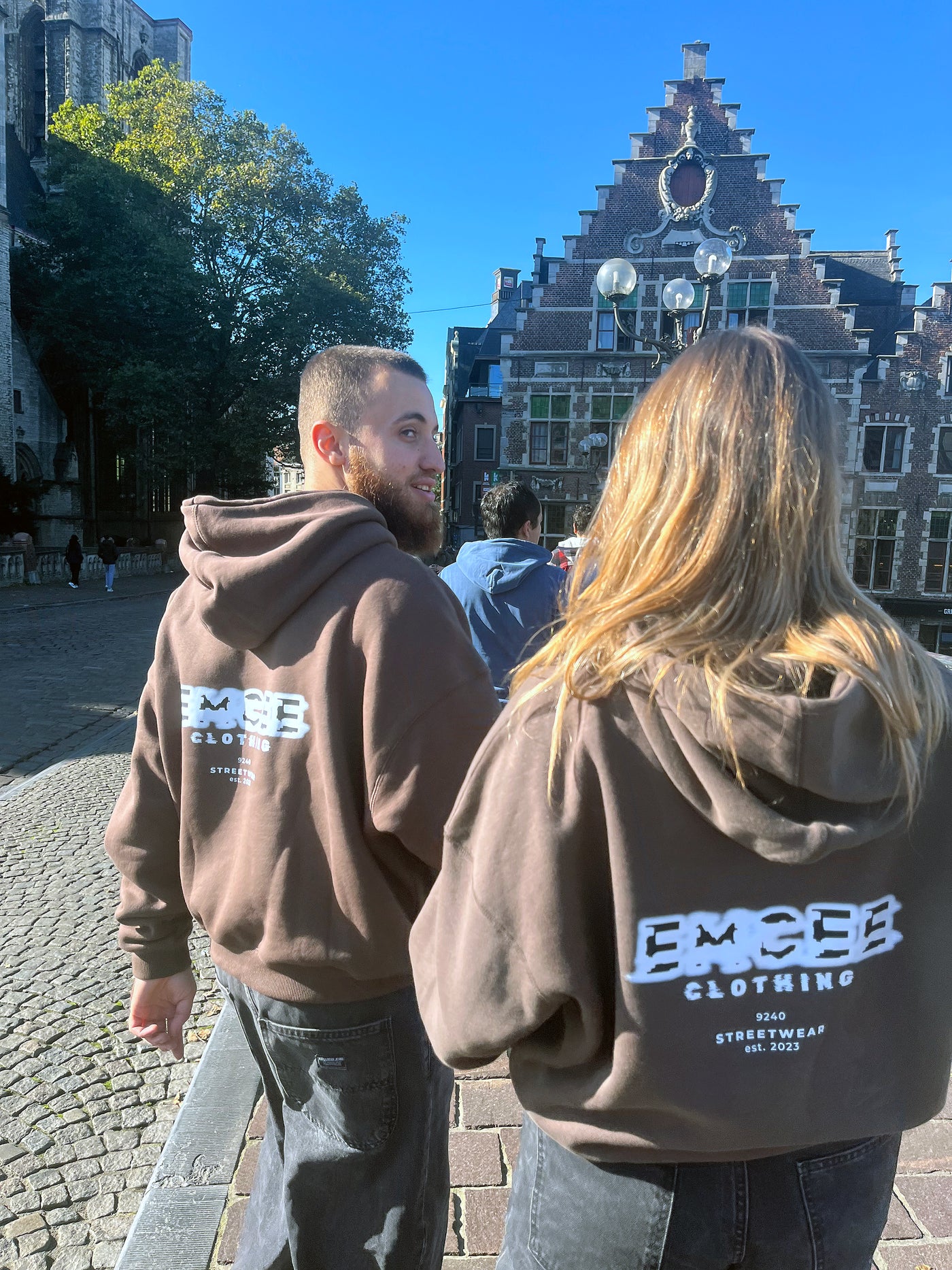 Emcee - Boxy Hoodie Brown